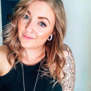 Meet your Posher, Jessica joanna